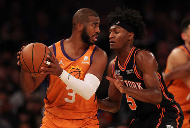 关于里程碑夜！那不勒斯迎来里程碑，欧联今夜刷纪录，赛场秩序良好，轮换策略成焦点的信息